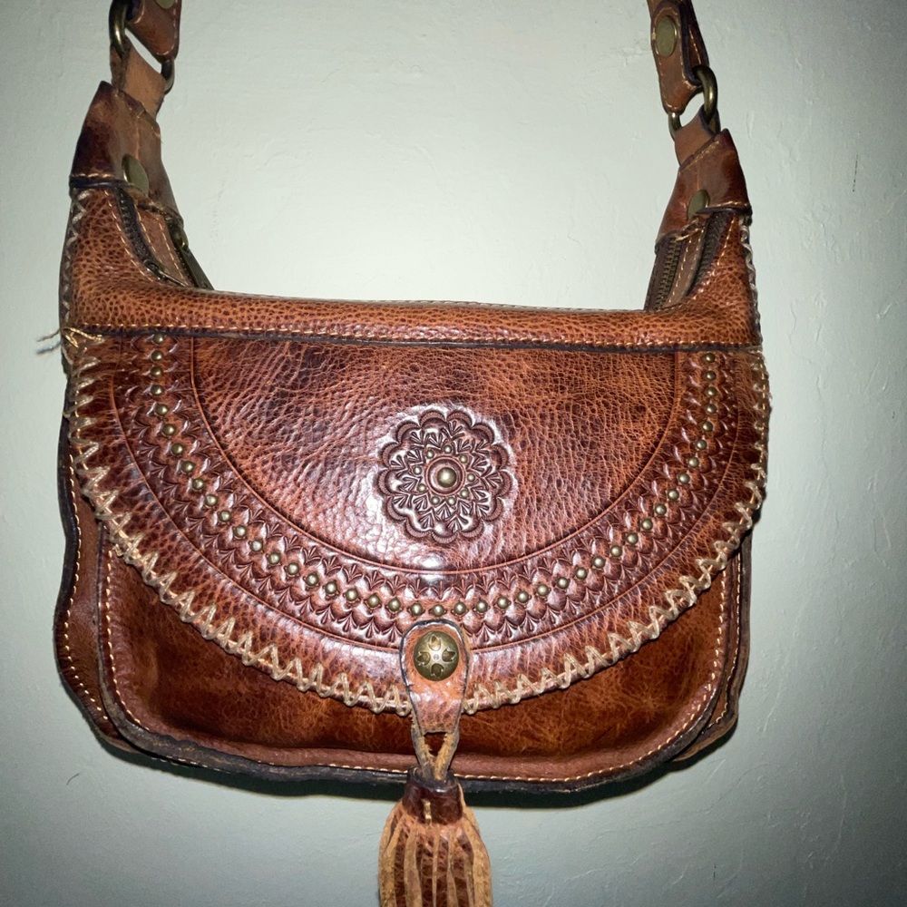 PATRICIA NASH Brown Leather Shoulder Bag with Tooled Design